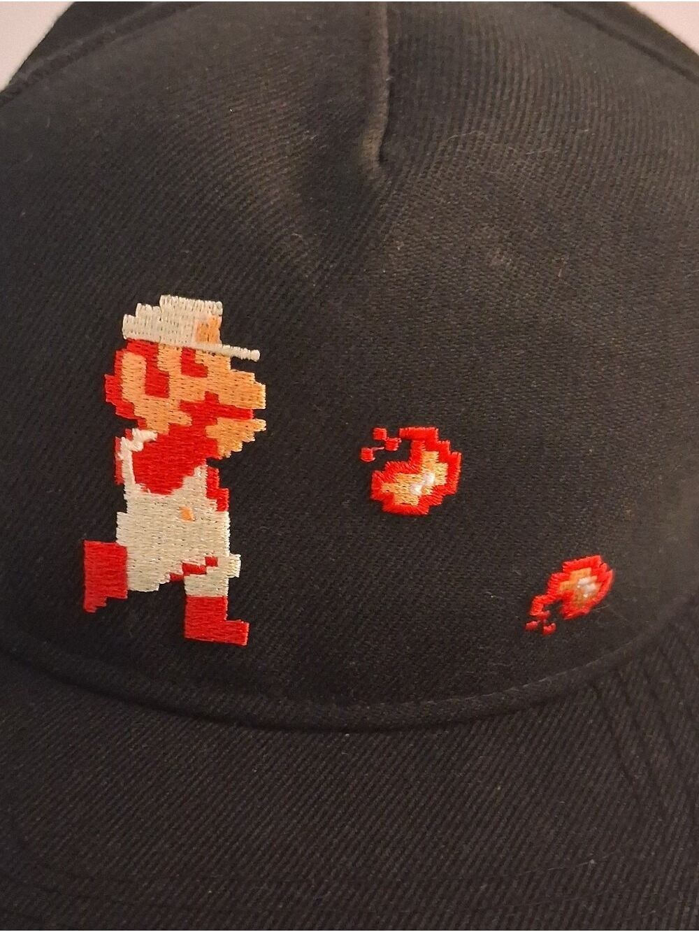 Controller Gear SnapBack Cap - Fire Mario - Picture 2 of 5